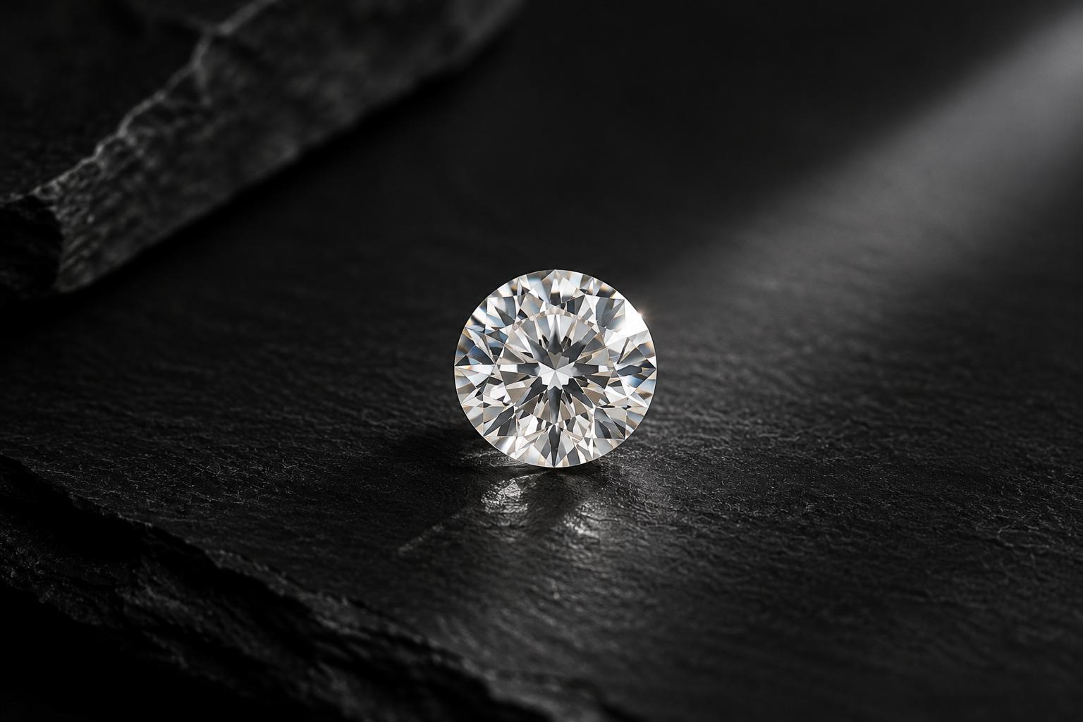 Do Round Diamonds Sparkle More Than Oval Diamonds?